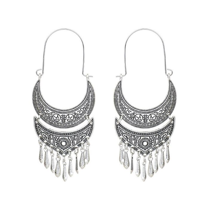 Europe and America Creative Vintage Ethnic Style Carved Pattern Exaggerated Alloy Crescent Tassel Earrings Women's Accessories