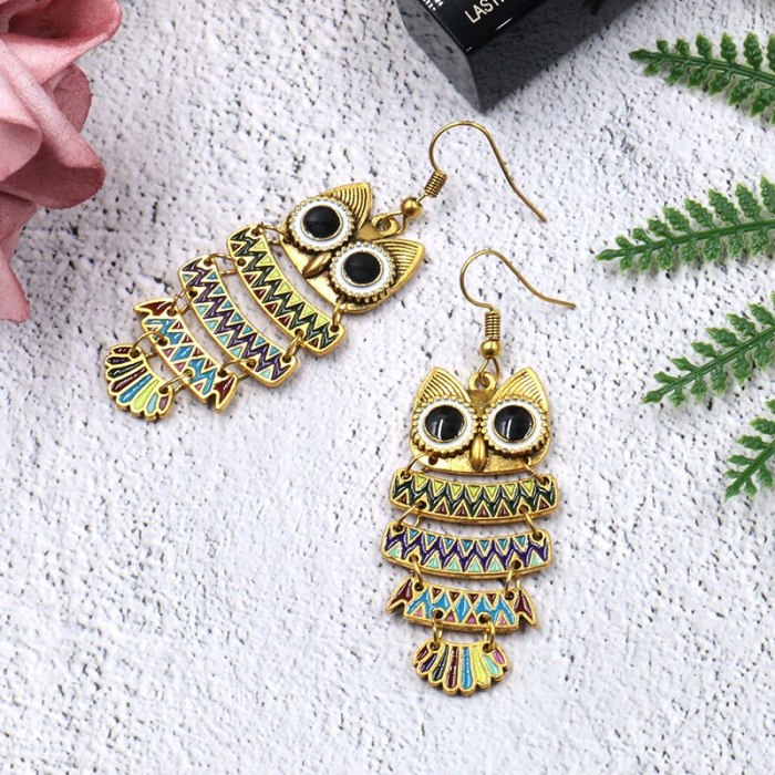 Cross-Border Sold Jewelry  European and American Popular Owl Earrings Women's  Dripping Oil Alloy Earring Personalized Jewelry