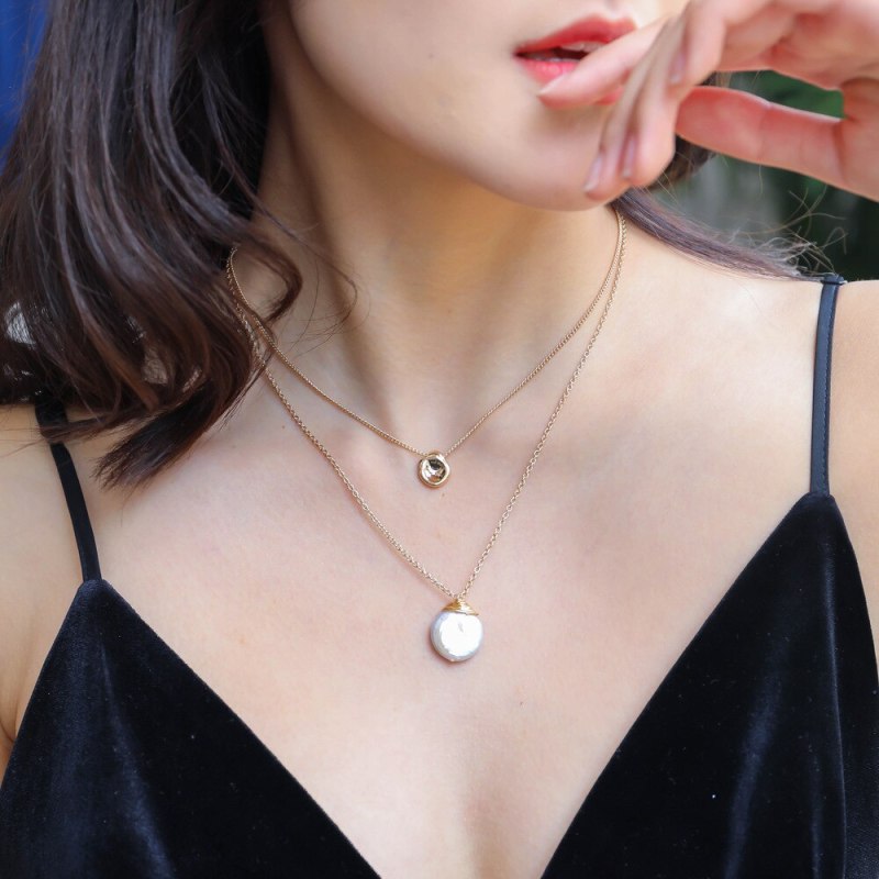European and American Hand-Woven Double-Layer Necklace Ornament Natural Baroque Shaped Pearl Pendant Necklace for Women