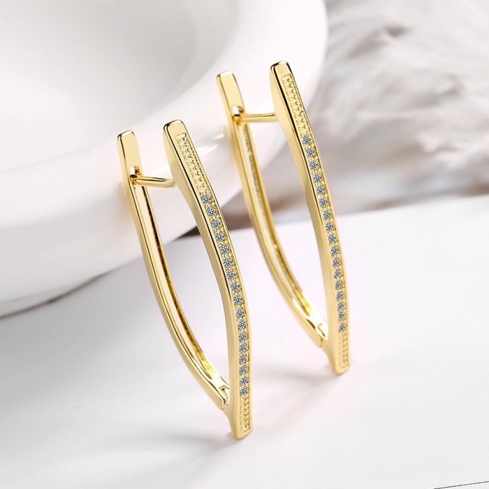 V-Shaped Irregular Triangle Ear Clip Female European Fashion Inlaid Zirconium Diamond Earrings Geometric Jewelry Female Xzeh643