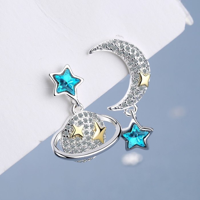 Mori Style Universe Star Temperament Star Moon Stud Earrings Female Sweet Star Small Earrings Xzed926