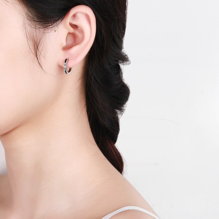 Ear Clip Women's Japanese and Korean Stud Earrings Simple Fresh Cute Epoxy Fashion Ear Jewelry Xzeh637