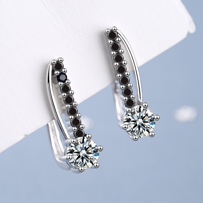 Gang Drill Ear Clip Personalized Korean Style Fashion Inlaid Black Zirconium Diamond Simple Temperament Ear Jewelry Xzeh636