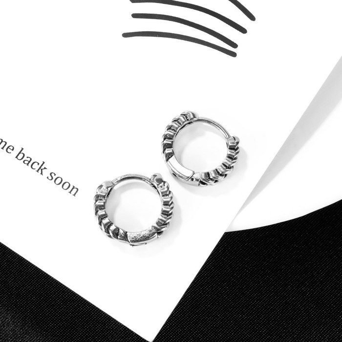 Japanese and Korean Fashion Retro Twist Winding Earrings Trendy Simple All-Match Titanium Steel Earrings for Boyfriend Gb679