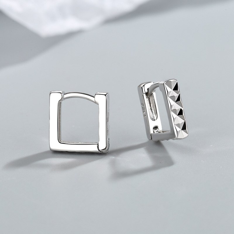 Women's Japanese and Korean-Style Simple Square Ear Clip Personalized Carven Design Short Earrings Jewelry Xzeh622