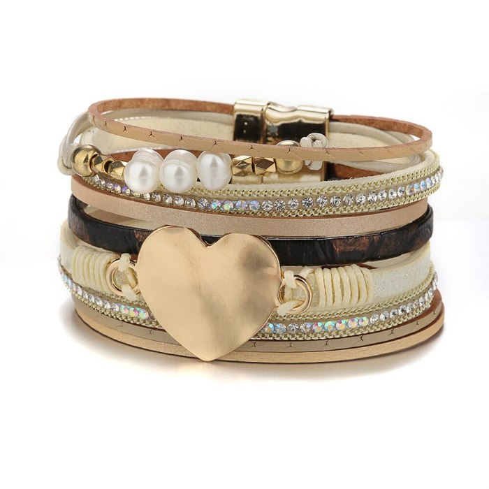 Cross-Border Hot Leather Bracelet European and American Heart Bracelet Women's Fashion Pearl Jewelry Alloy Bohemian Ornament