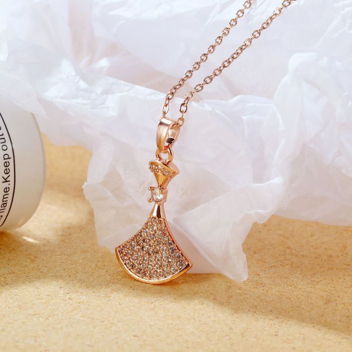 Korean Style Mori Style Skirt Fan Necklace Rose-Plated Gold Necklace Diamond-Embedded Clavicle Chain Pendant Female Gb023