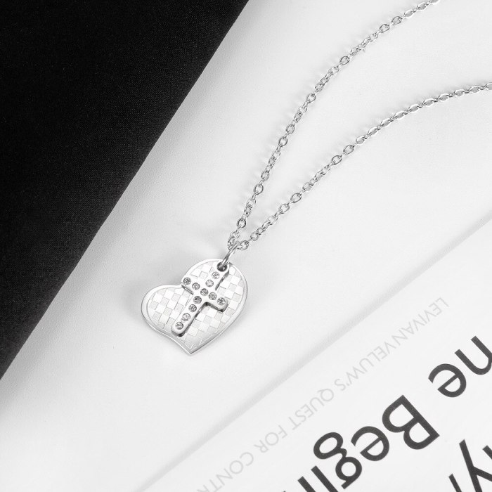 Ornament Summer New Hip-Hop Fashion Love Cross Pendant Personality Simple Women's Stainless Steel Necklace 1981