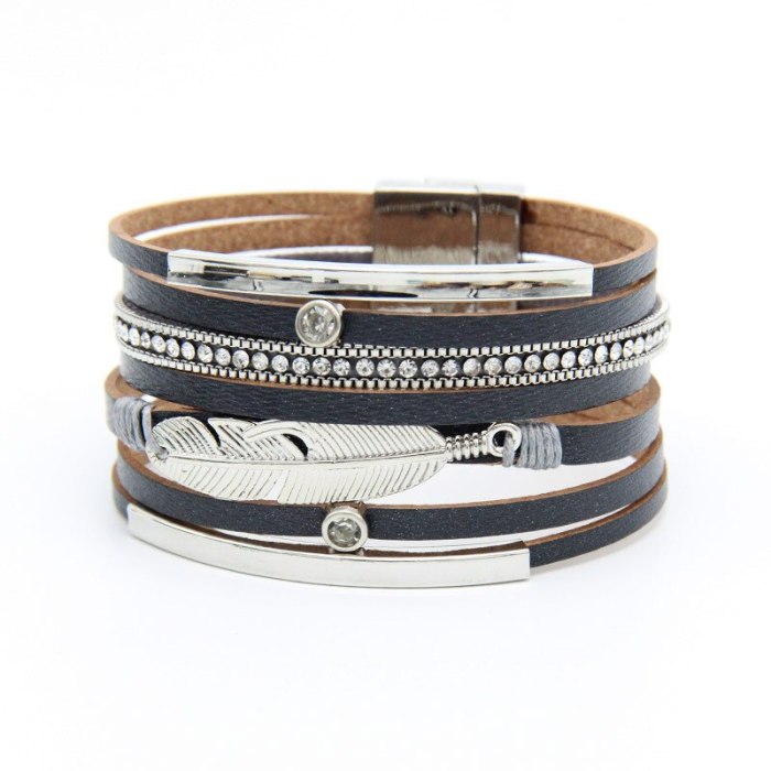 Bohemian Leather Multi-Layer Bracelet Ethnic Style Feather Pattern Wide-Brimmed Bracelet