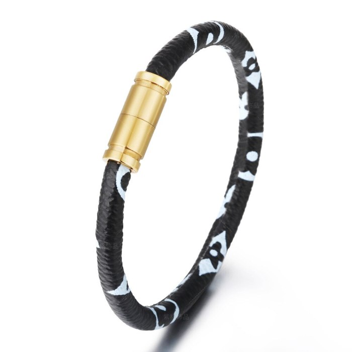 Cattlehide Leather Striped Bracelet Wrist Ring Men And Women Couple Bracelet Stainless Steel Magnetic Snap Ornament Wholesale