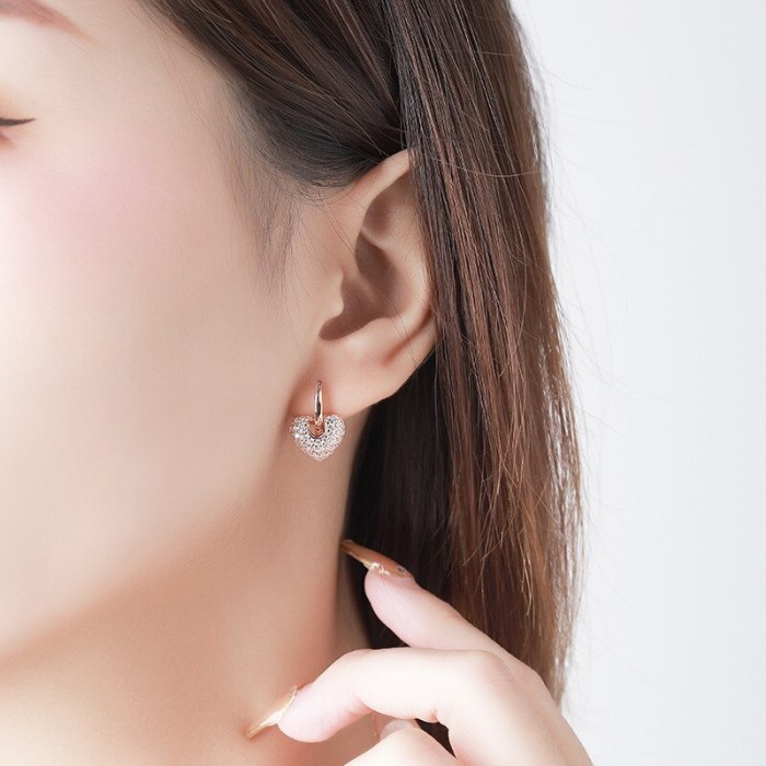 Earrings 925 Sterling Silver Loving Heart Stud Earrings Female Korean Style Inlaid Zircon Heart-Shaped Indie Pop Jewelry E2100