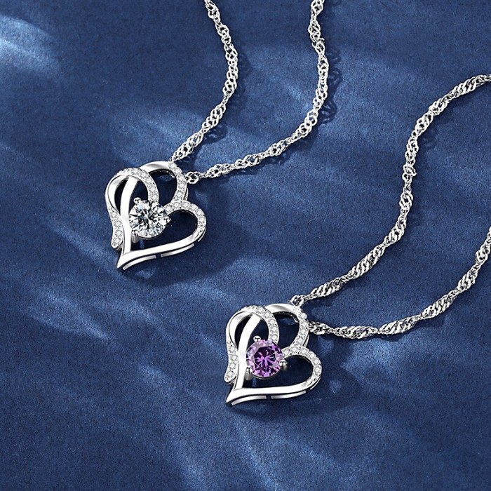 Popular Accessories New S925 Sterling Silver Geometric Double Heart Inlaid Stone Necklace Female Zircon Pendant D21062403