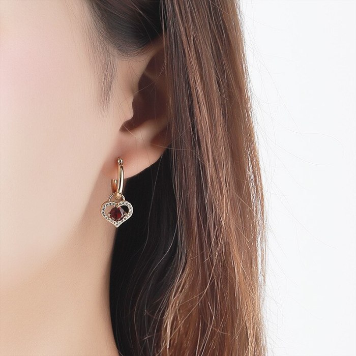 S925 Sterling Silver Earrings Wholesale Love Heart Earrings Female Temperament Ins Style Korean Ornament