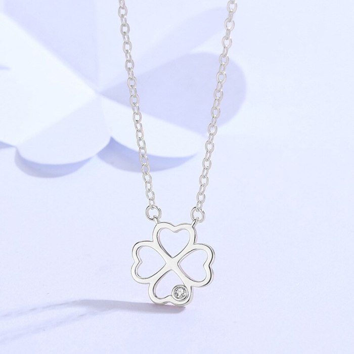 Hot Sale S925 Sterling Silver Ornament Hollow Clover Necklace Female Clavicle Chain Cross-Border New Accessories