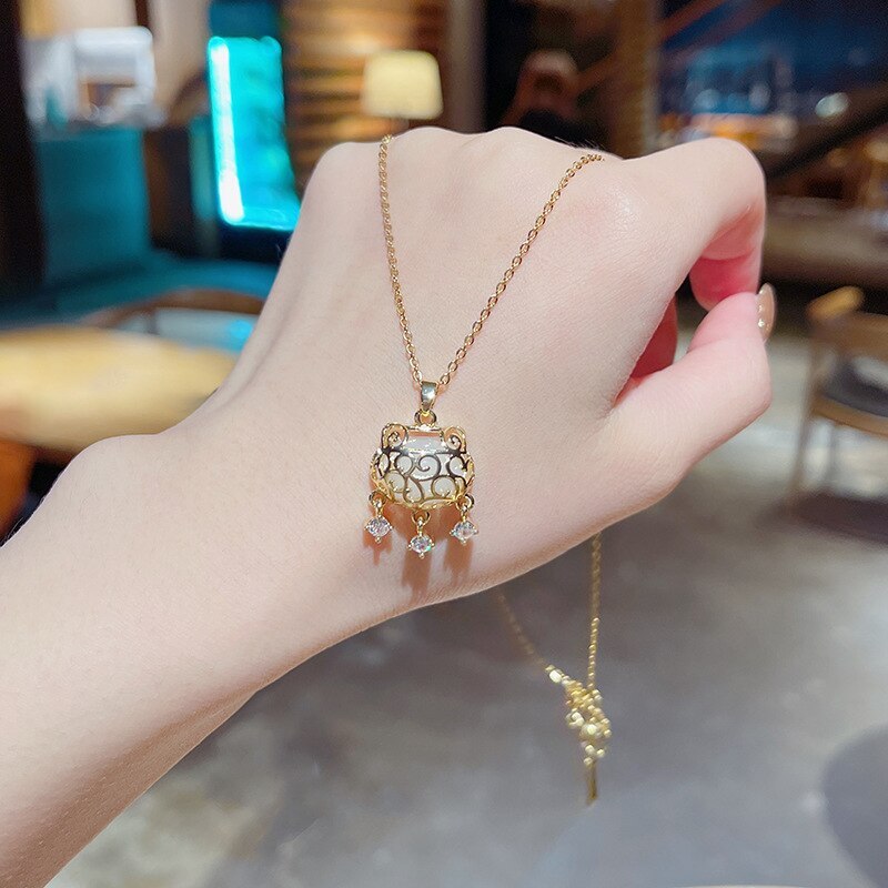New National Style Fashion Longevity Lock Titanium Steel Necklace for Women Ins Simple Graceful Clavicle Chain