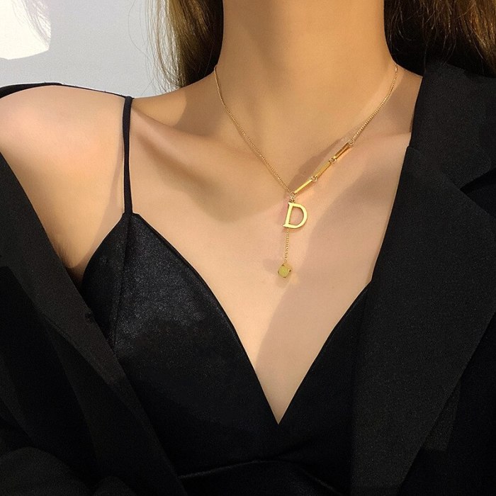 Korean Style Sense of Design Letter D Titanium Steel Necklace Fashion Simple Temperamental Tassels Clavicle Chain