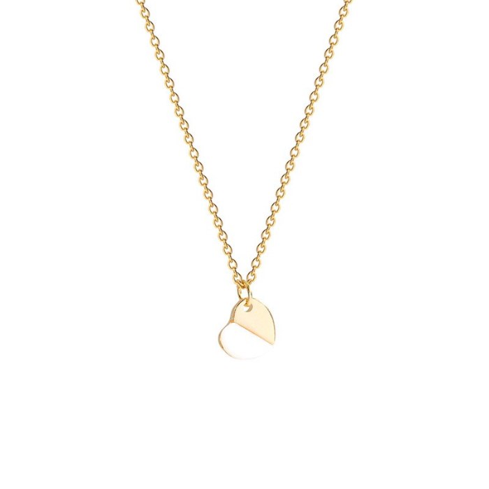 2021 Fairy Temperamental Love Pendant Titanium Steel Necklace for Women Fritillary Design Sense Fashion Trending Clavicle Chain