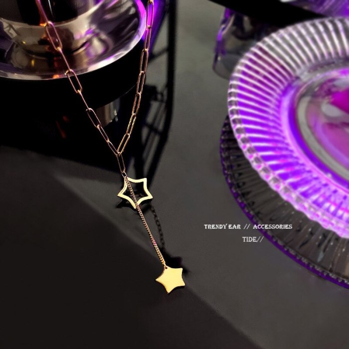 2021 New Tassel Clavicle Necklace Ins Simple Pentagram Star Necklace Female Temperament Accessories