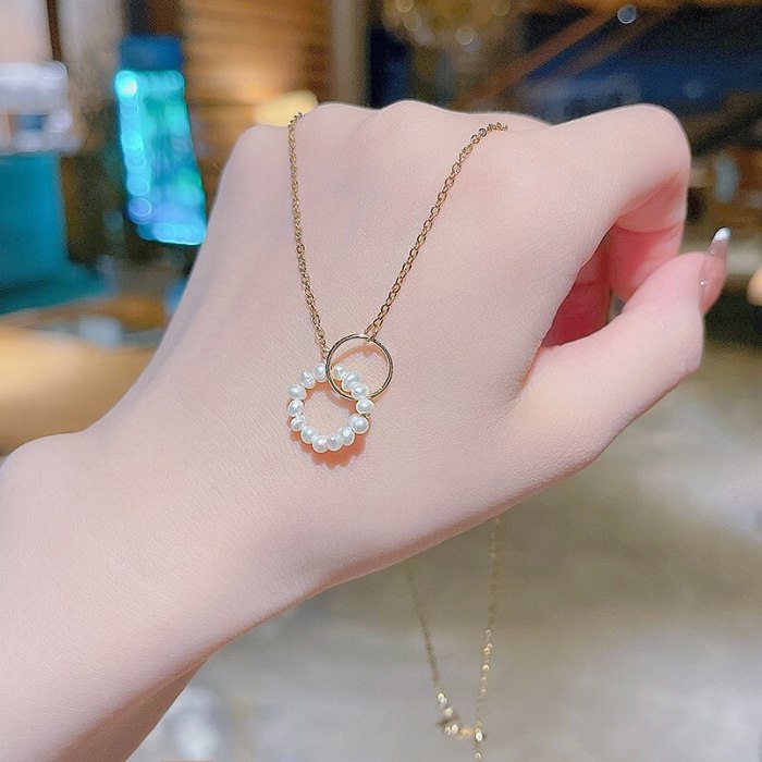 2021 New Geometric Pearl and Circle Titanium Steel Necklace for Women Irregular Design Temperamental Fairy Clavicle Chain
