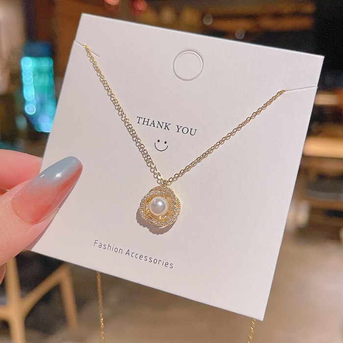2021 New Elegant Pearl Necklace Female Fashion Design Sense Diamond Inlaid Clavicle Chain Pendant Tide Necklace
