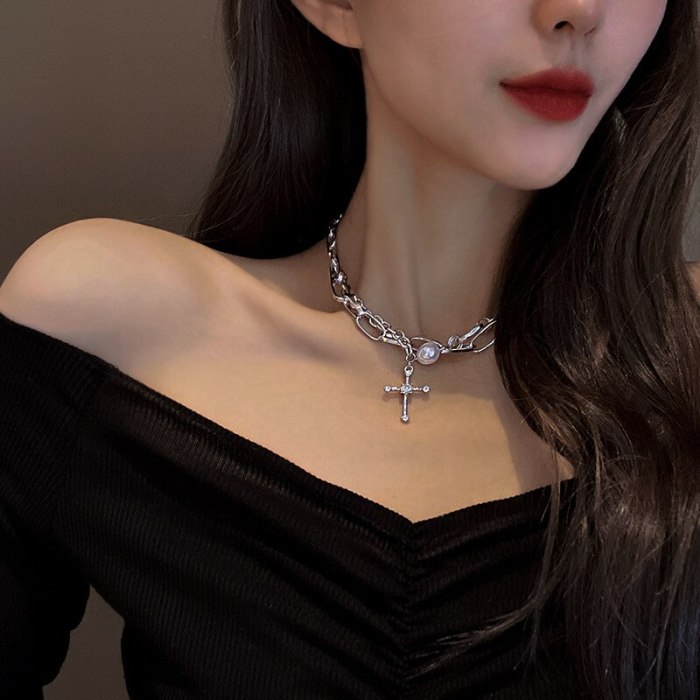 2021 New Double-Layer Cross Necklace Elegant Personality Ins Clavicle Chain Pendant