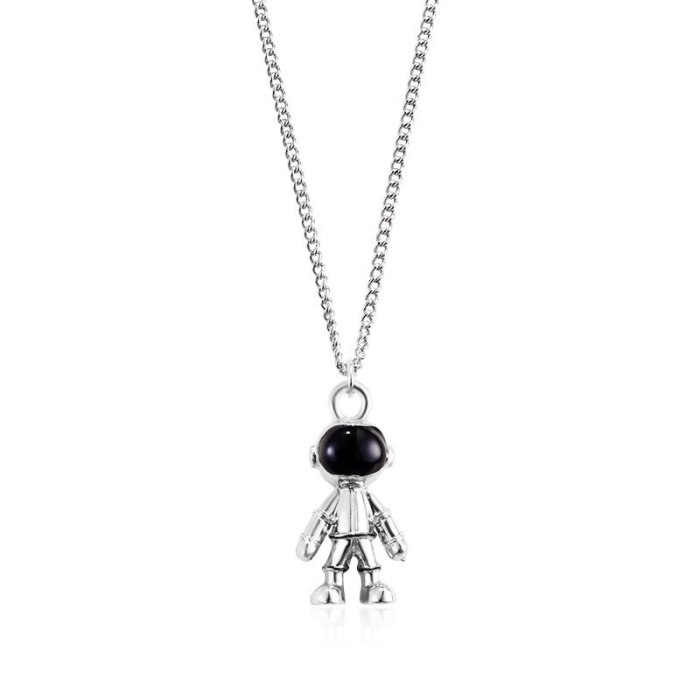 New Simple and Versatile Hip Hop Female Fashion Spaceman Necklace Beautiful Creative Majestic Robot Clavicle Chain