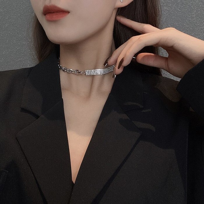INS Necklace Female Clavicle Chain Full Diamond Personality Simple Collar Short Neckband Jewelry