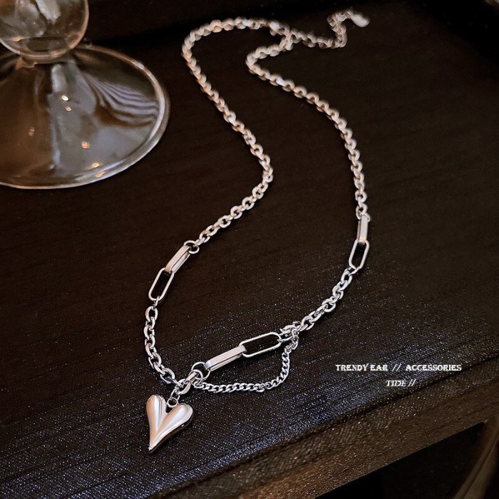 Simple Love Titanium Steel Necklace Unique Design Stitching Chain Temperament Fashion Normcore Style Clavicle Chain