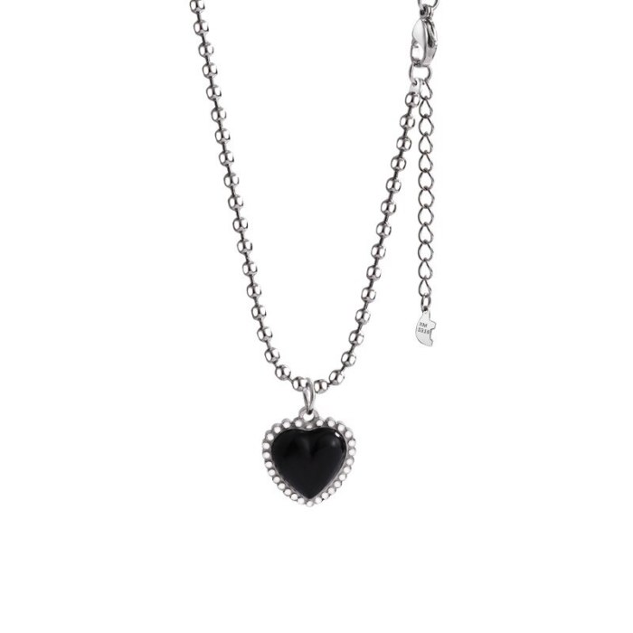 Retro Black Love Necklace for Women Ins Hip Hop Fashion Clavicle Chain Simple Temperament Titanium Steel Pendant