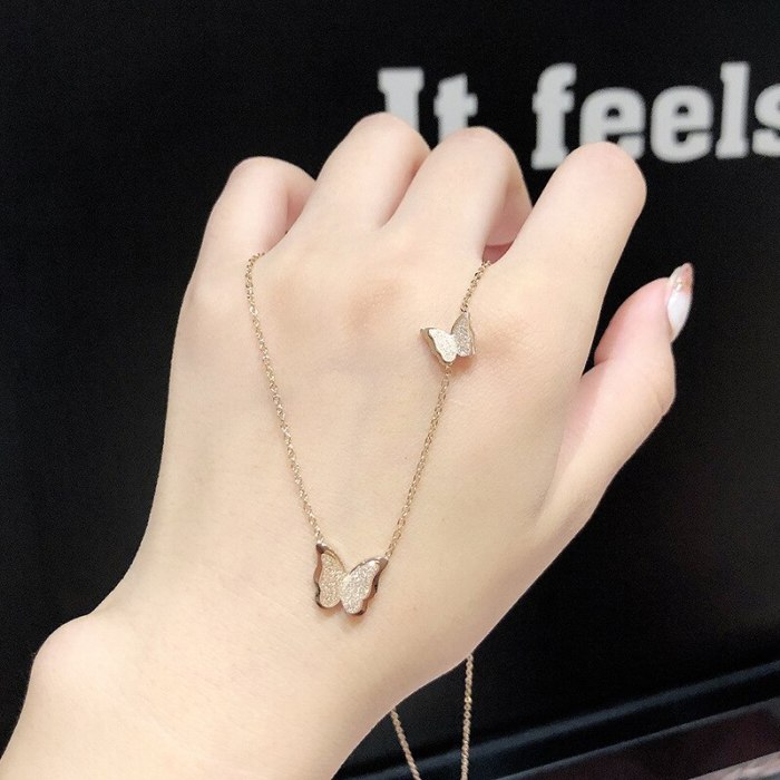 New Titanium Steel Butterfly Necklace Female Niche Design Clavicle Chain High-Grade Simple Fashion Graceful Online Influencer