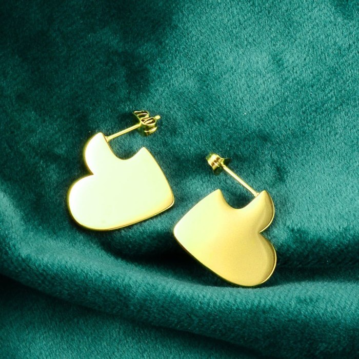 E63 Simple Metal Heart Stud Earrings Sweetheart Glossy Gold Titanium Steel Lovely Earrings