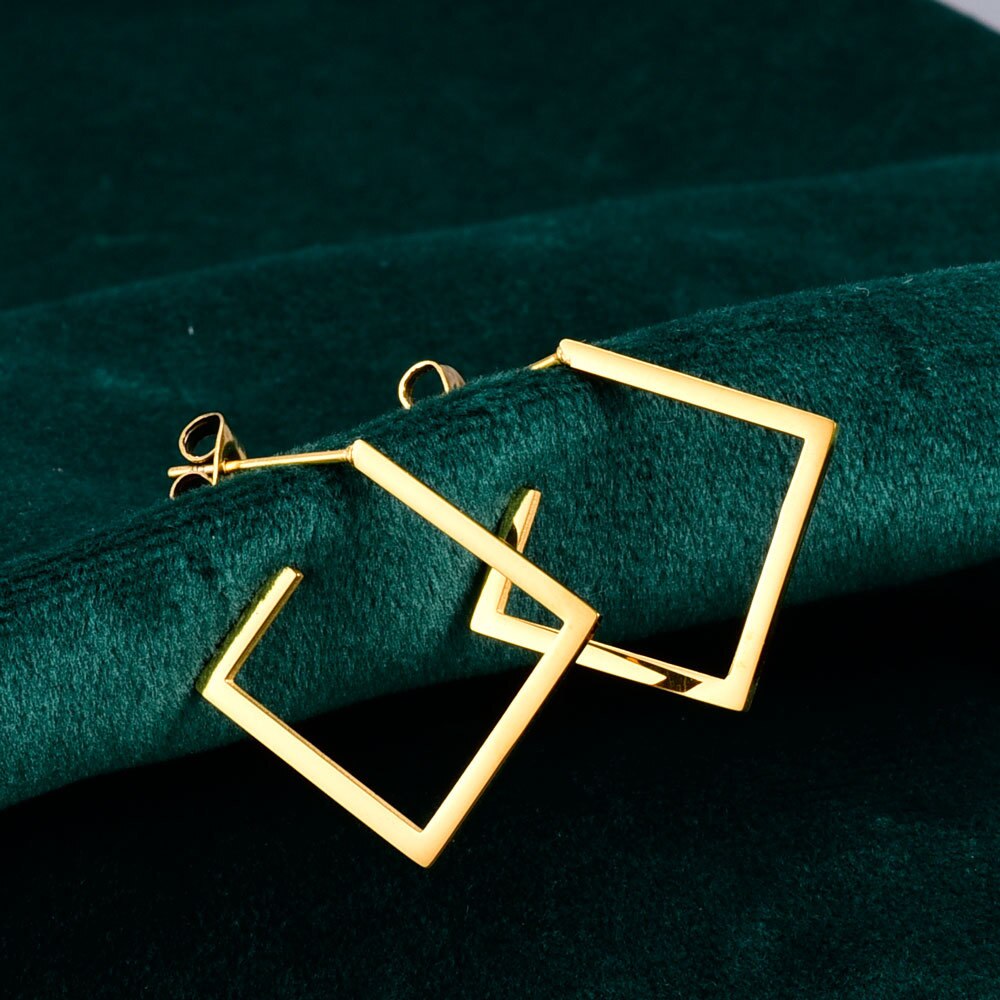 E04 Korean Simple Elegant Personalized Square Stud Earrings Fine Titanium Steel Plated 18K Rose Gold Earrings Female Earrings
