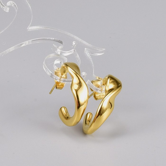 E98 European and American Temperament Metal Irregular Earrings Curved Symmetrical Plated 18K Gold Stud Earrings for Women