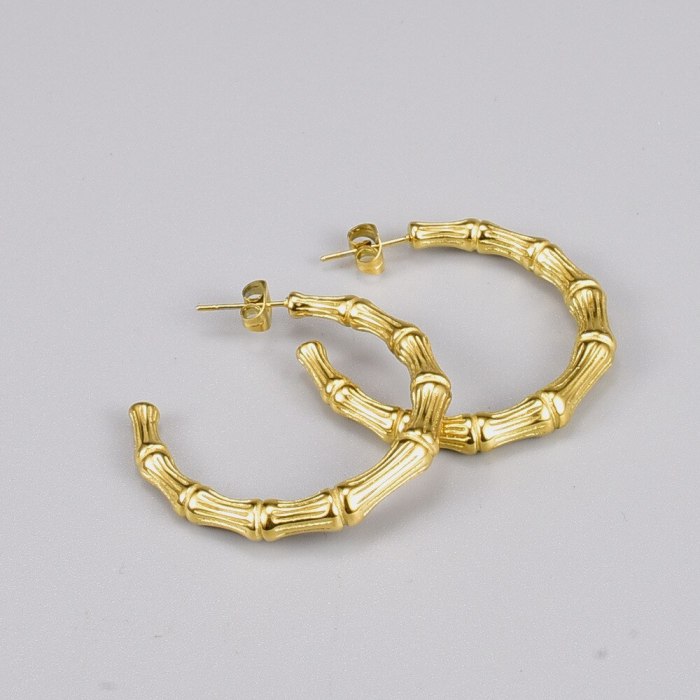E101 Earrings Wholesale New Fashion C- Shaped Fashion French Temperament Titanium Steel 18K Gold Earrings Stud Earrings