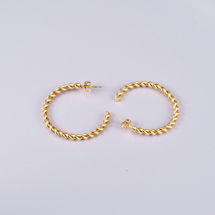 E94 European and American Style Ins Metal Twist Circle Large Exaggerated Titanium Steel Plated 18K Gold Stud Earrings Female
