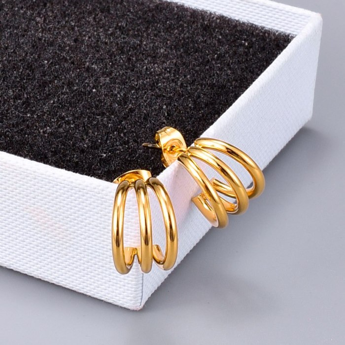 E85 Wholesale French Line Three Line Curved Petite Earrings Earrings Titanium Steel 18K Gold Plating