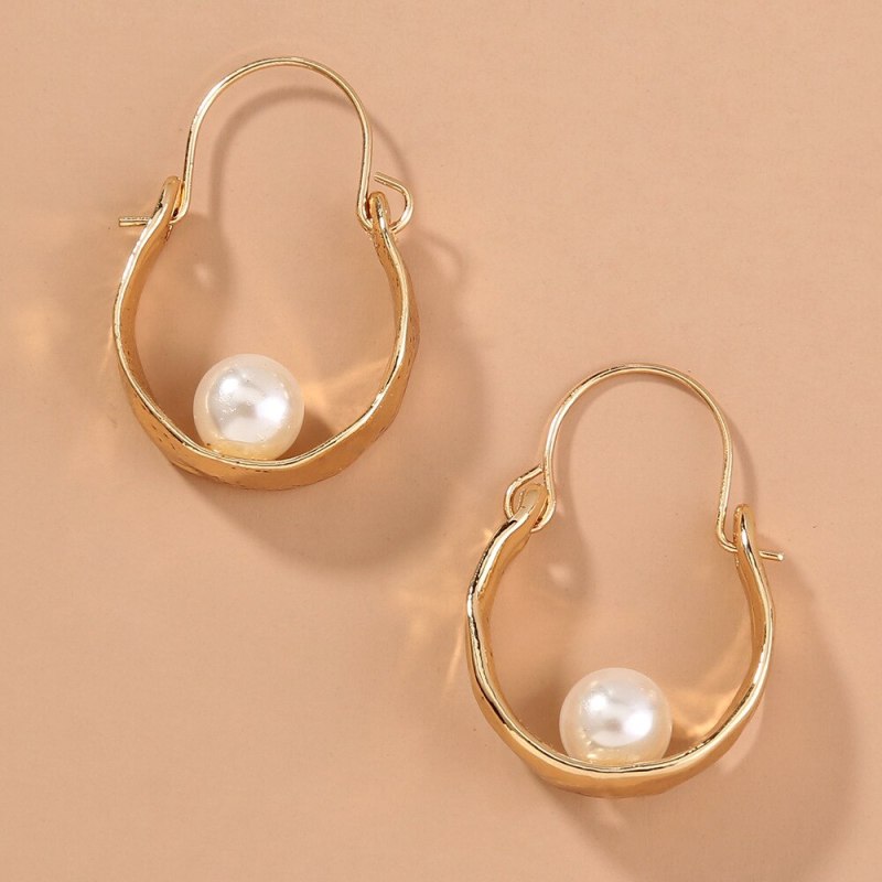 European and American  Exaggerated Retro Style Metal Earrings Imitation Baroque Pearl Simple Stylish Textured Earrings