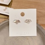Japanese and Korean Partysu Elegant Sterling Silver Needle Small Shell Earrings Socialite Style Gold Plated Ear Studs