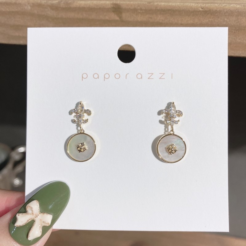 Korean Style Personalized 925 Silver Pin Earrings Artistic Temperament Shell Earrings Internet Celebrity Earring with Same Kind