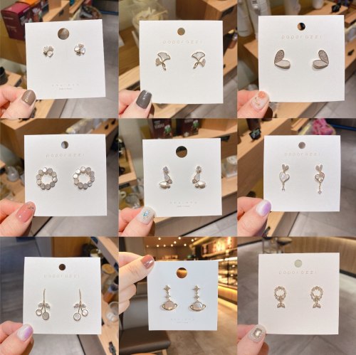 Sterling Silver Needle Pearl Zircon Earrings Gold-Plated Earrings Sweet Beautiful Stud Earrings Tassel Flowers Earrings