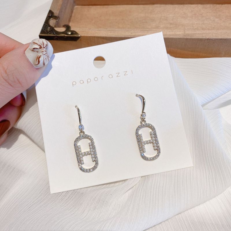 Japanese and Korean Fashionmongers Earring Vintage Handmade Pearl Letter Zircon Earrings Simple Elegant Tassel Earrings