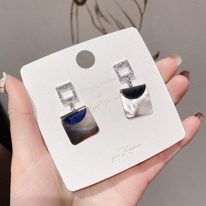 French Retro Minimalist Creative Earrings Sterling Silver Needle Square Shell Earrings Personal Influencer Zircon Earrings