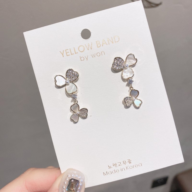 Japanese and Korean Shell Earrings Sterling Silver Needle Personalized Zircon Flower Earrings Temperament Banquet Earrings