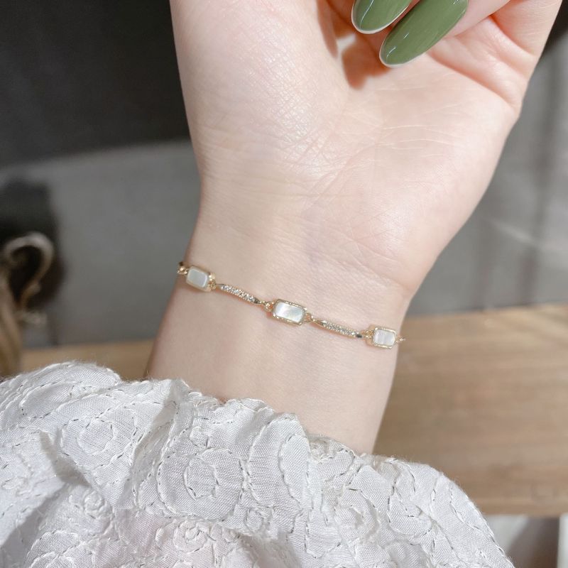 Korean Style New Simple Niche Bracelet Versatile Adjustable Shell Bracelet Zircon Inlaid Bracelet for Women