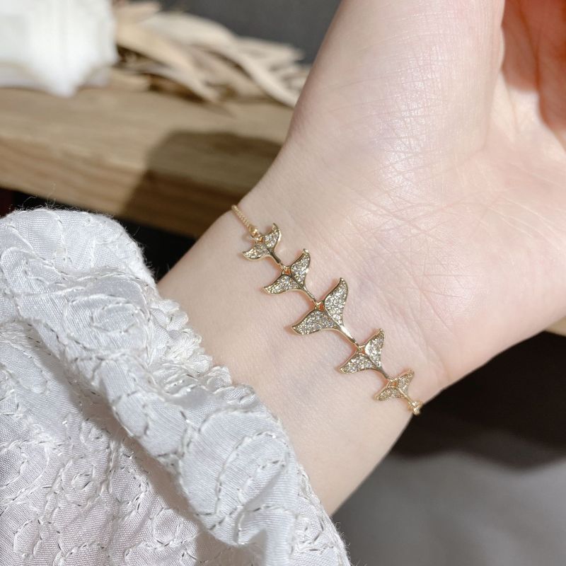 Korean Internet Hot Fishtail Bracelet Design Pull Temperament Wild Zircon Bracelet Fairy Bracelet