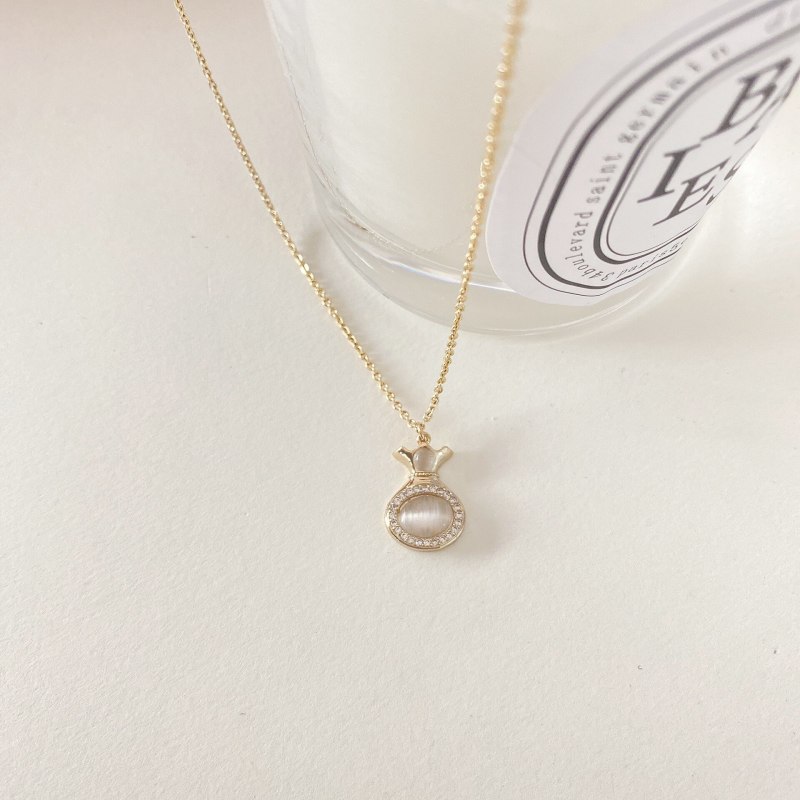 Trending Unique Lucky Bag Necklace Exquisite Micro Inlaid Zircon Purse Clavicle Chain Temperament Opal Necklace