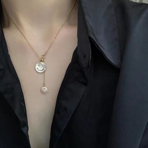 New Korean Style High Sense Necklace Female Minority All-Match Shell Smiley Necklace Light Luxury Design Sense Clavicle Chain