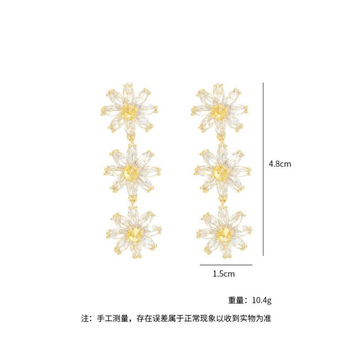 Heavy Industry Copper Gold-Plated Micro Inlaid Zircon Sterling Silver Needle Stud Earrings Temperament Small Daisy Earrings
