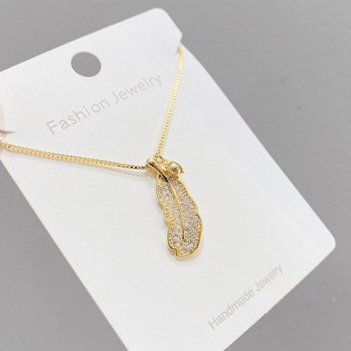 Cross-Border European and American Fashion Micro Inlaid Zircon Leaf Necklace Women's Hot Sale Gold Plated Clavicle Chain