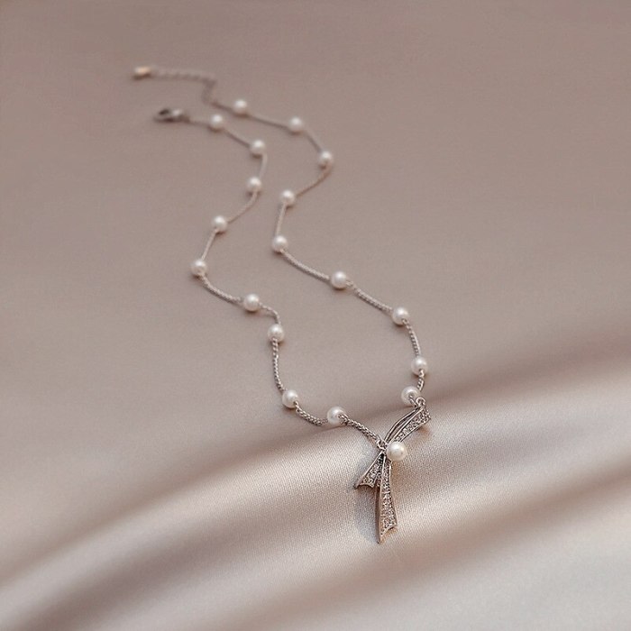 New Style Collarbone Necklace Pearl Bow Necklace for Women Niche Design Light Luxury Cold Style Necklace Jewelry